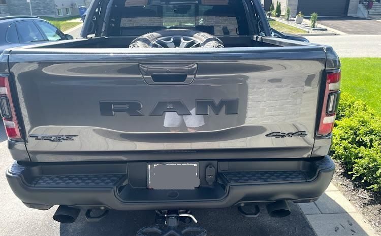 
								Dodge Ram 1500 TRX 6.2L V8 full									