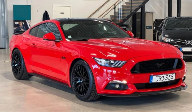 
								FORD Mustang GT Premium fastback full									