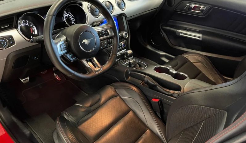 
								FORD Mustang GT Premium fastback full									