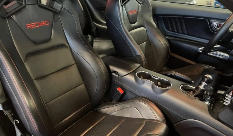 
								FORD Mustang GT Premium fastback full									