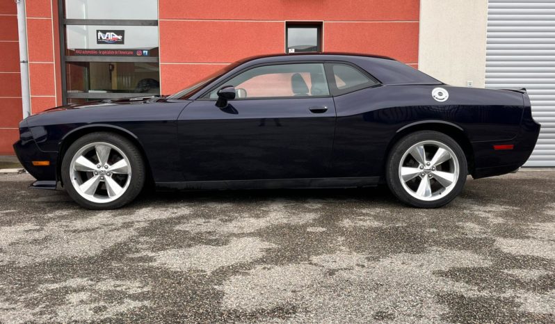 
								Dodge Challenger 5.7 V8 R/T+ full									