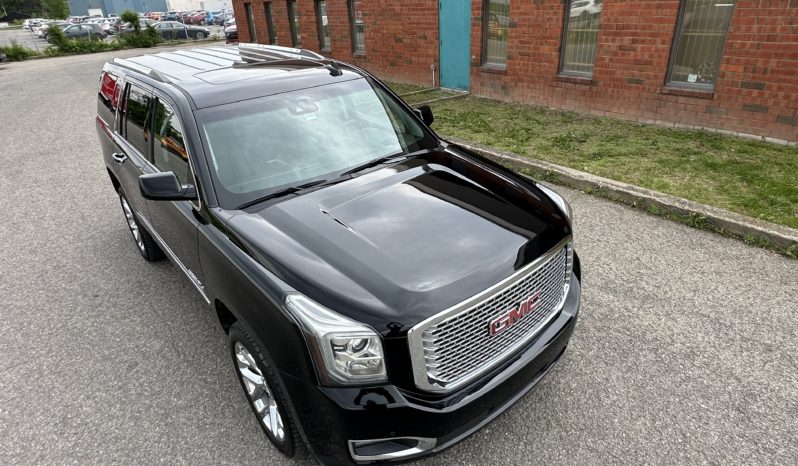 
								GMC Yukon 6.2 V8 Denali full									