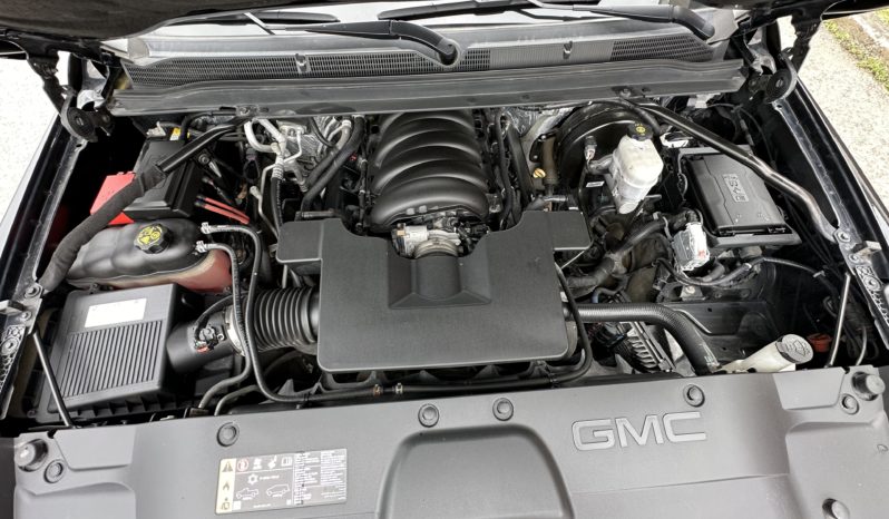 
								GMC Yukon 6.2 V8 Denali full									