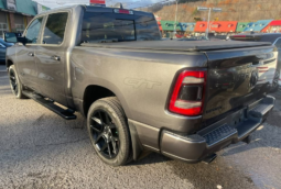 
										Dodge RAM 5.7 V8 GT full									